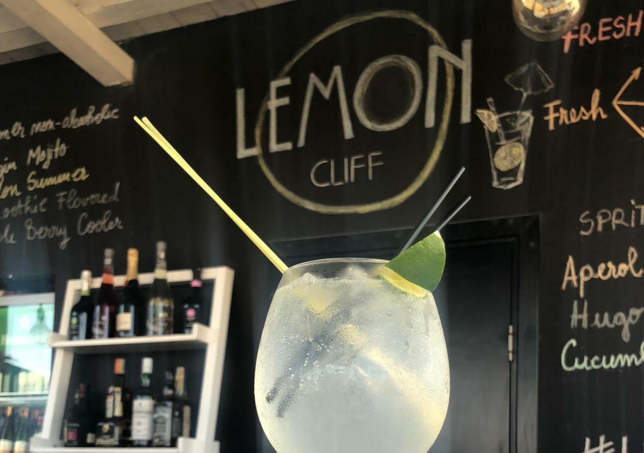Lemon Cliff Luxury B&B Mamaia Ngoại thất bức ảnh